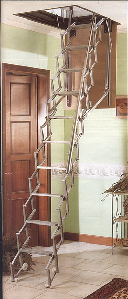 Escalera escamoteable modelo SAF TECHO